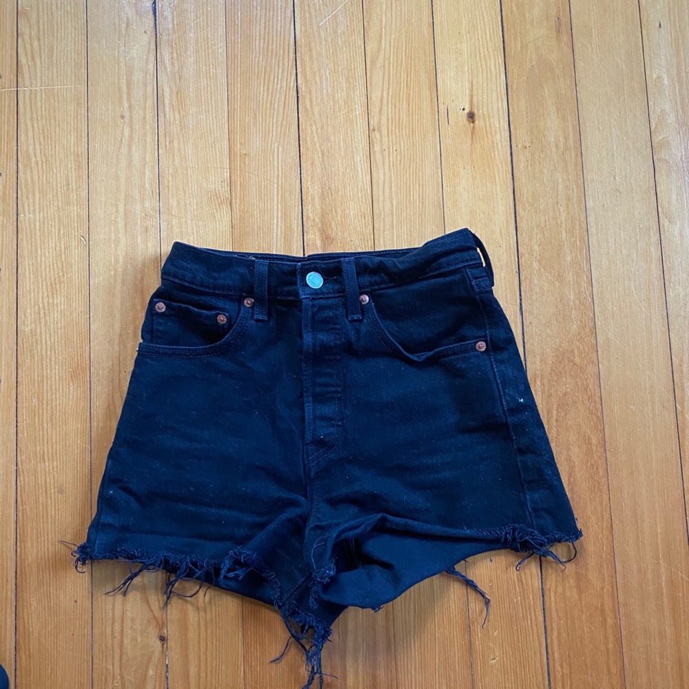 Levi’s Black Raw Hem Shorts